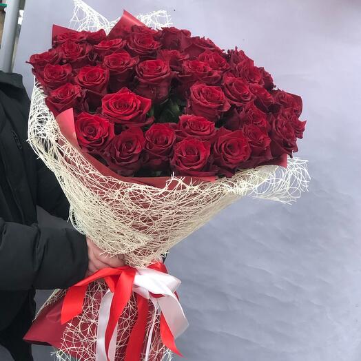 Букет роз 35 шт (эквадор)