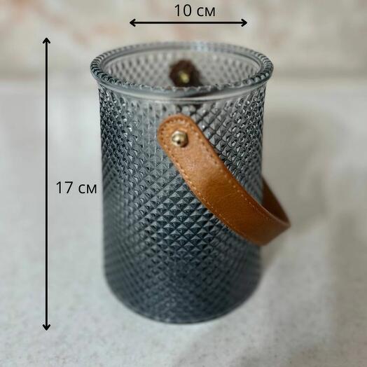 Ваза прозрачная для цветов из темного стекла от цветочного магазина Оранж Алматы