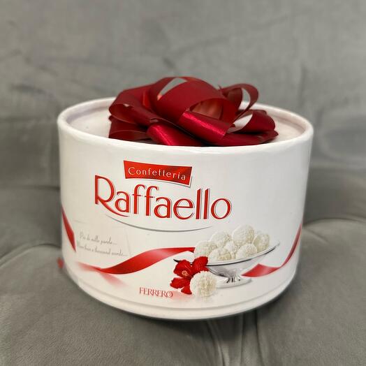 Коробка конфет Raffaello 100 гр