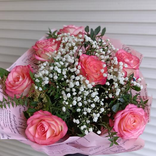 Rosas con gypsophila