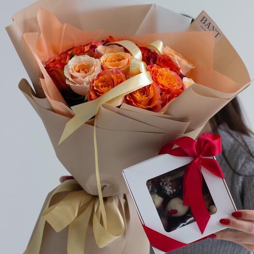 19 роз 40см+ 9шт клубники в шоколаде