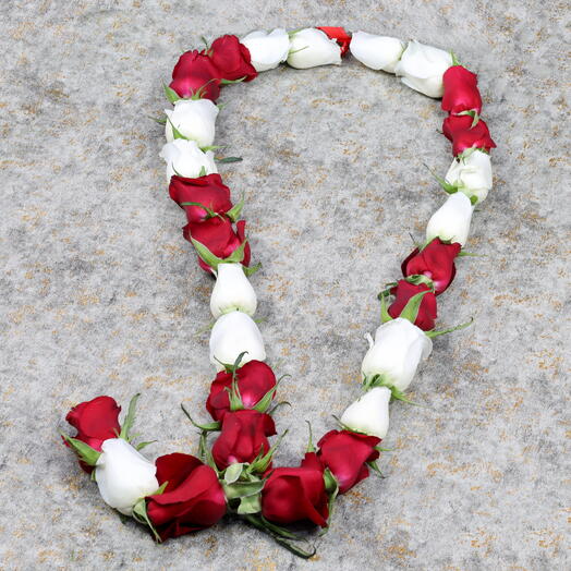 Red and White Roses Garland