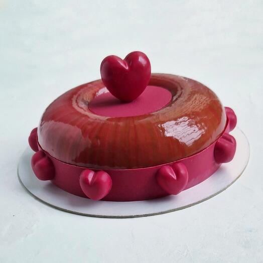 Муссовый торт шоколадно-банановый с сердцами