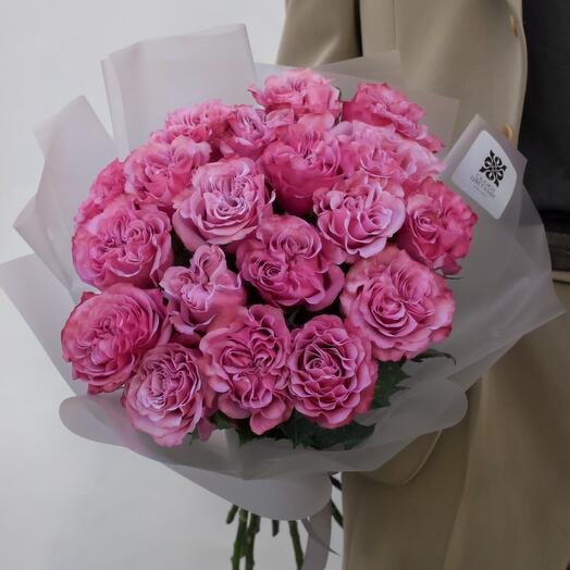 Пионовидные розы в букете - Кантри Блюз, 19 штук