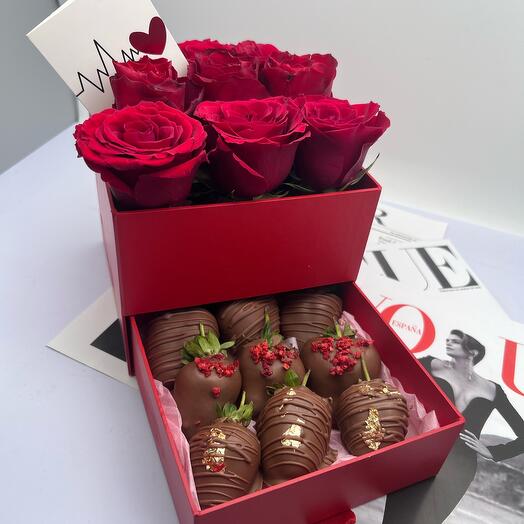 Шкатулка клубники в шоколаде 9 шт