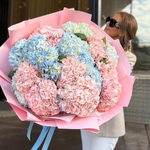 Букет из гортензий размер XXL