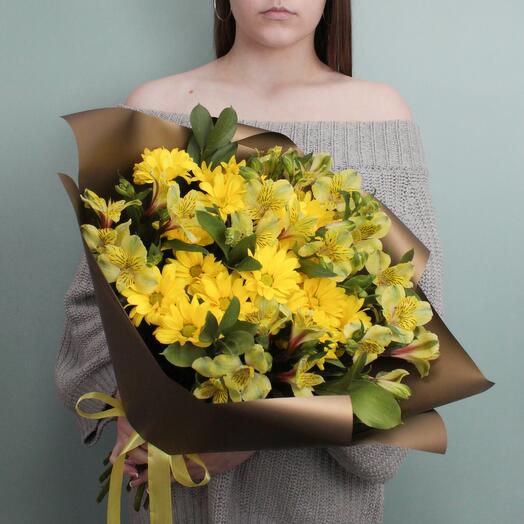 Солнечный💛Хризантемы и альстромерия