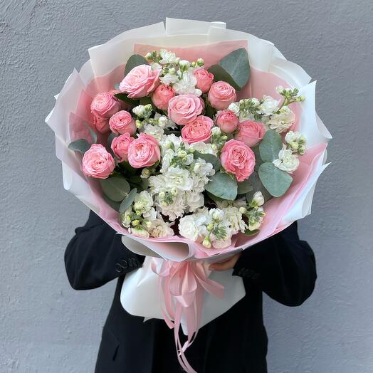 Author's bouquet with delicate pink bush roses and mattiola