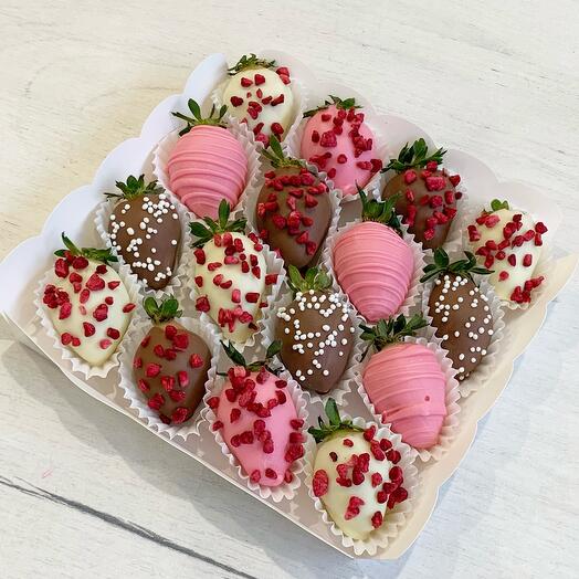 Клубника в шоколаде «Малиновый рай»