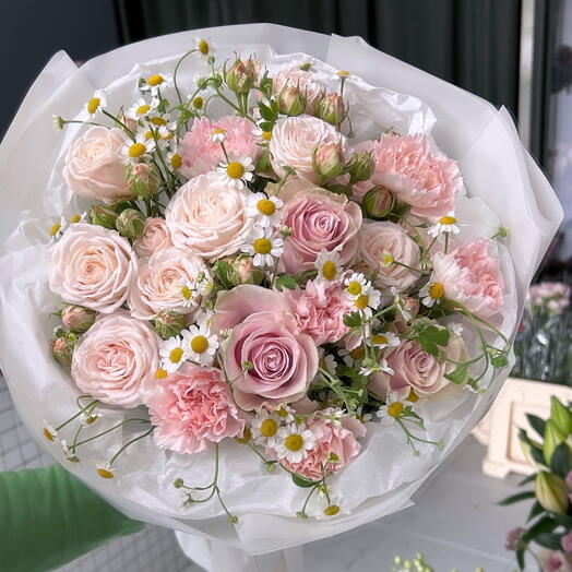 Spring bouquet with camomile