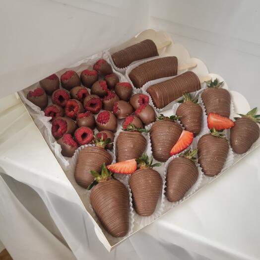 Клубника в шоколаде 🍓