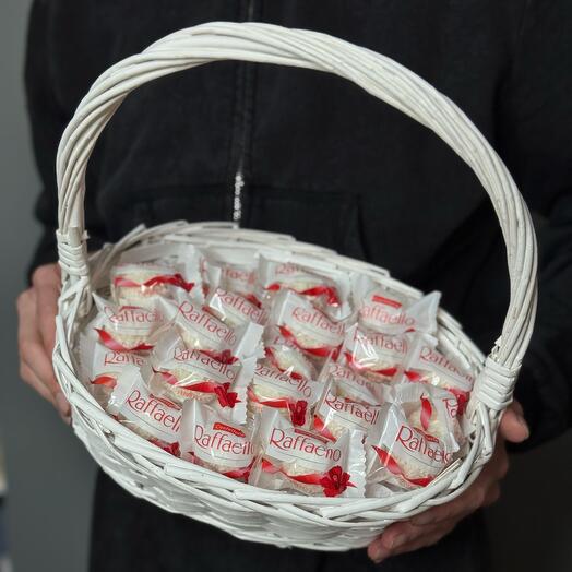 Корзиночка с рафаэлло