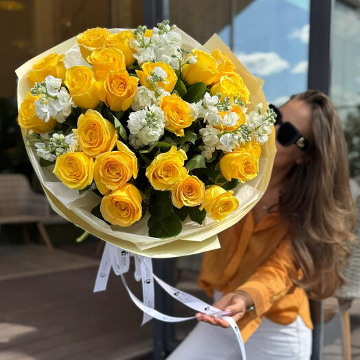 Дуо букет с ароматной матиолой и розой