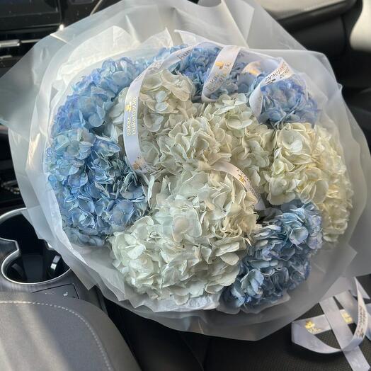 Букет "Небесный взгляд"