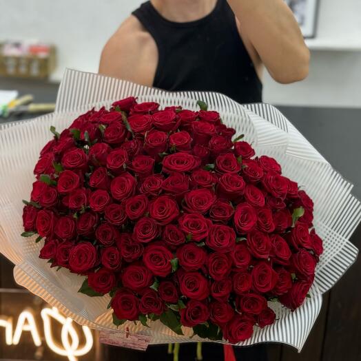 101 red roses