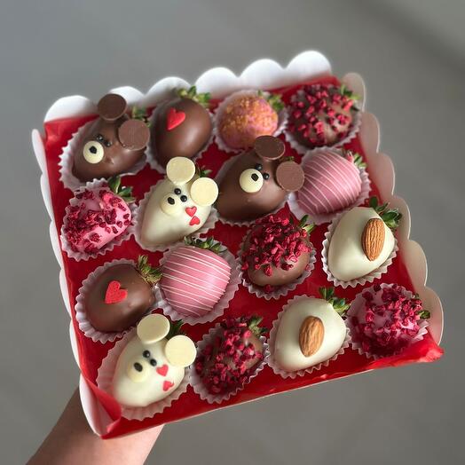 Клубника в шоколаде «Мишки»