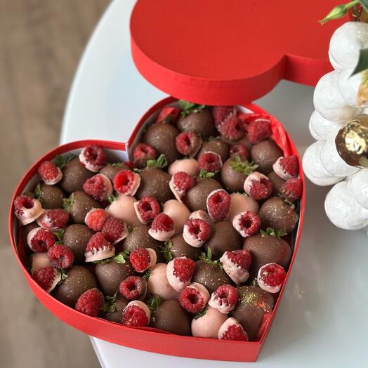 Клубничка в сердце ♥️