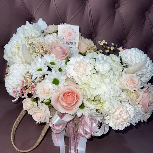 Корзина Нежность 🤍