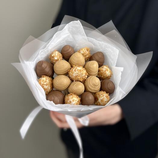 Букет с карамельным шоколадом Caramel (19 ягод) FW526