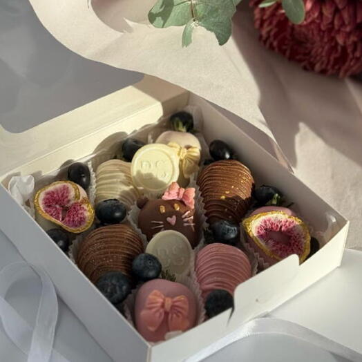 Клубника в шоколаде набор, 9-12шт