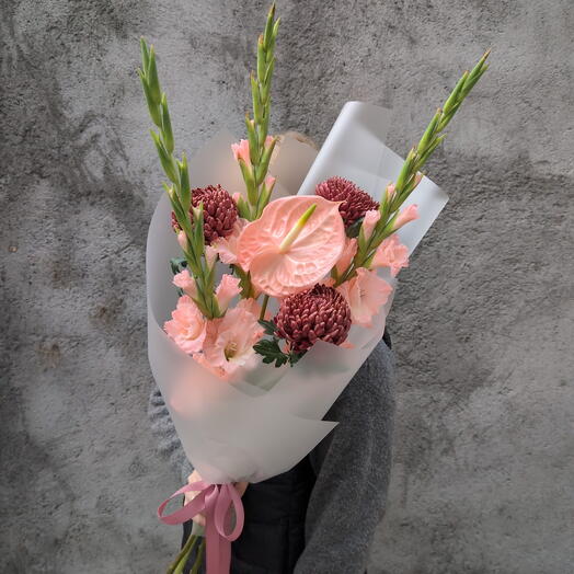 Bouquet with gladiolus and anthurium