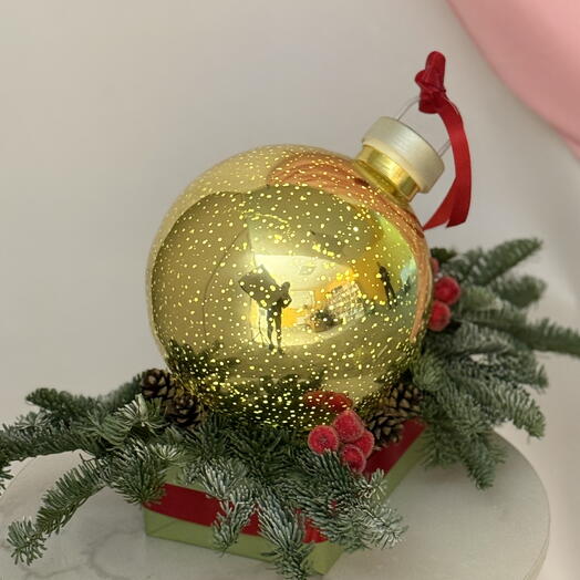 Новогодняя игрушка