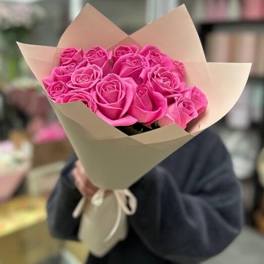Букетик 15 роз розовых
