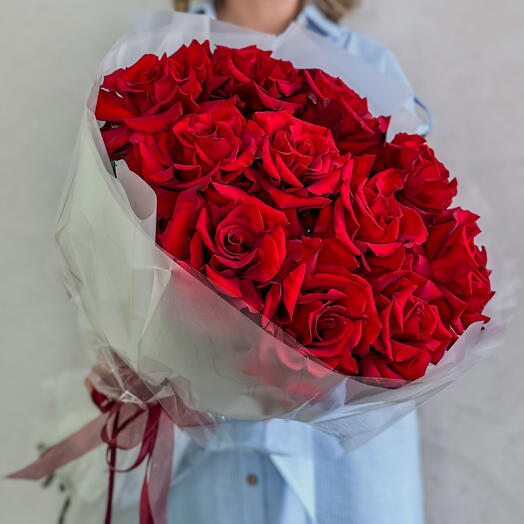 Bouquet of 11 French openwork roses