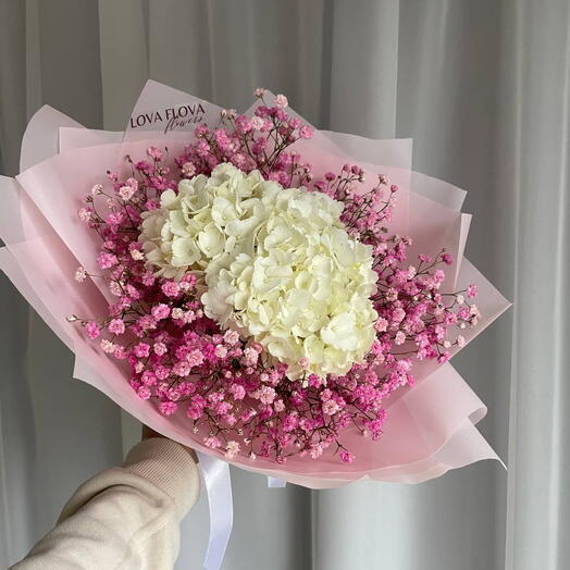 Букет "Белое сердце в розовом"