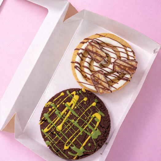 Крамбл кукис Дубай, Сникерс