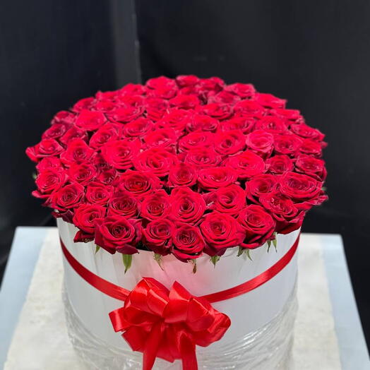 коробка из 101 красной розы