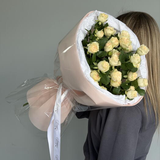 Цветы букет роза кустовая