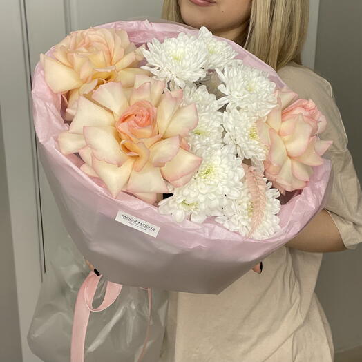 Авторский букет🌸 « Нежная весна» из французских роз и хризантем «Большой выбор букетов в профиле магазина»