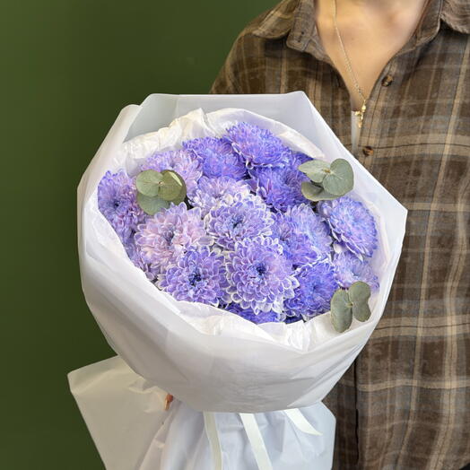 Букет из фиолетовой хризантемы