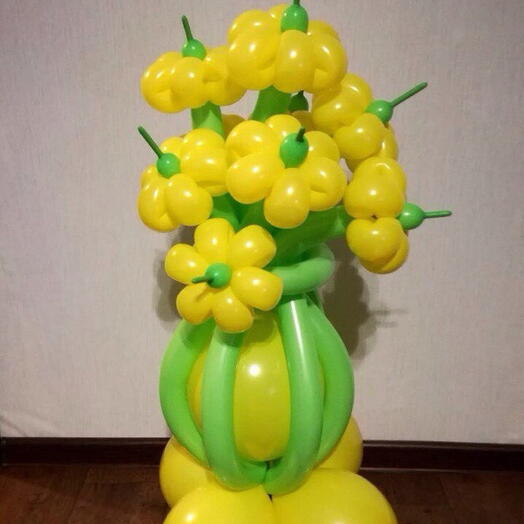 Букет из 9 жёлтых ромашек