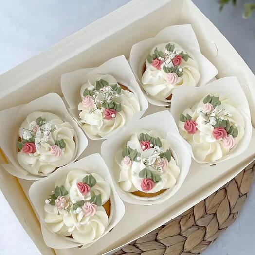 Нежный набор капкейков в подарок 💝