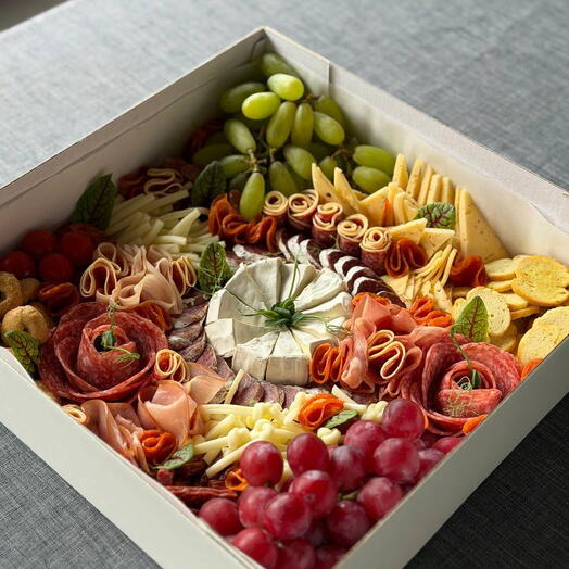 Сырно-мясные закуски