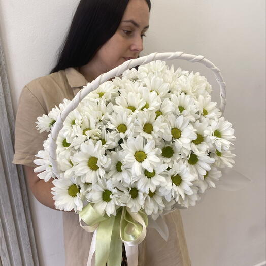 Корзина из белоснежных ромашек Bloom room🤍️