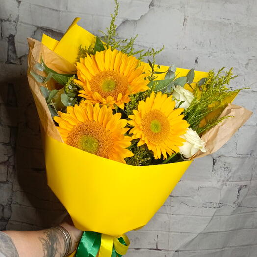 Букет с подсолнухом 🌻