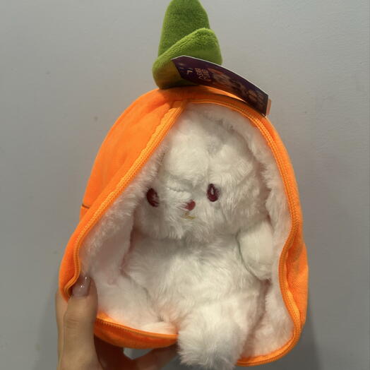 мягкая игрушка зайчик в морковке