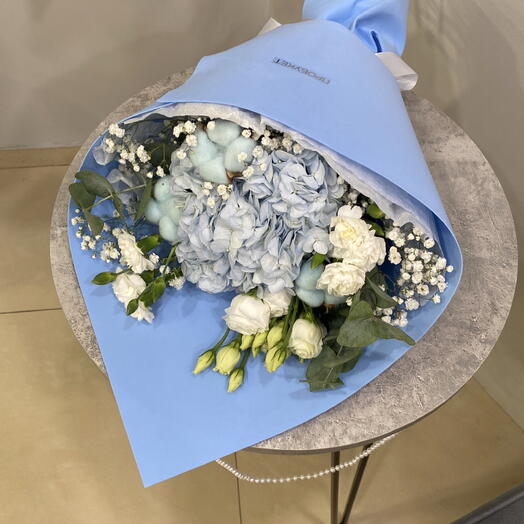 Букет с голубой гортензией 🦋