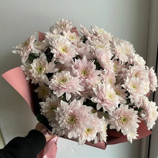 Букет из 9 кустовых розовых хризантем