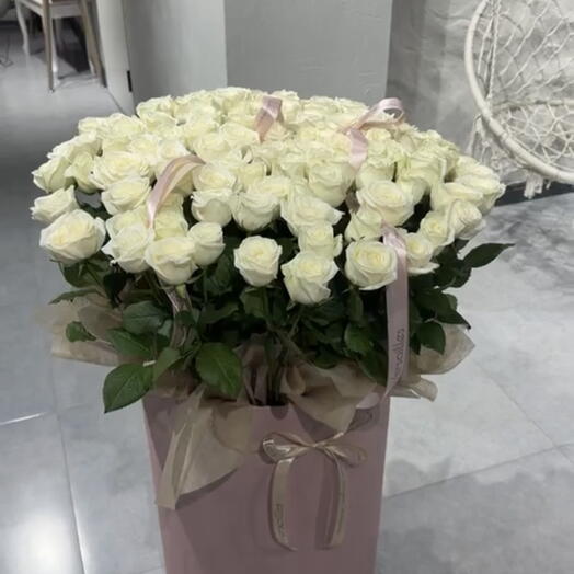Роза в гигант коробке