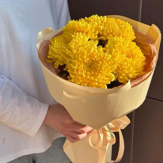 Букет из 5 одноголовых хризантем