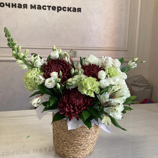 Композиция в кашпо