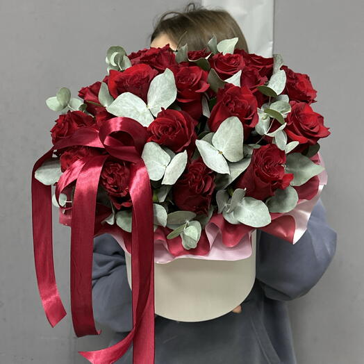 Крупные Красные Розы в шляпной коробке 💔