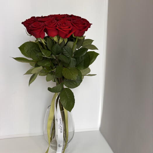 Букет из 15 бордовых роз(Горкунов)