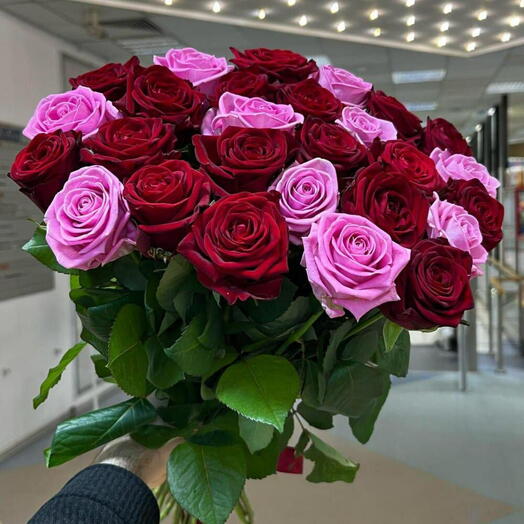 Букет из 27 роз