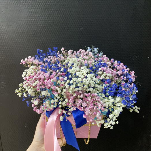 Композиция из гипсофилы