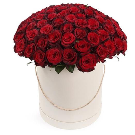 Bouquet of 101 roses in a box